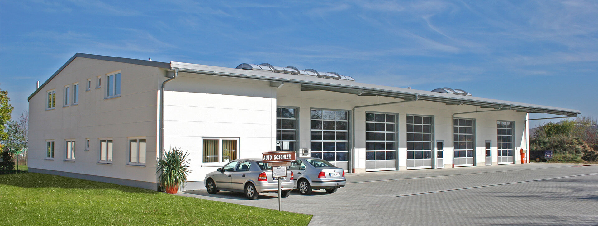 Autohäuser und Werkstätten - Gewerbebau - WOLF System