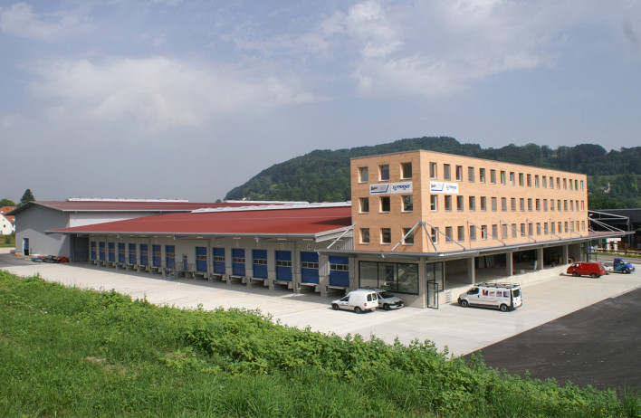 Logistik- und Lagerhalle - Stahlhalle - Industriebau